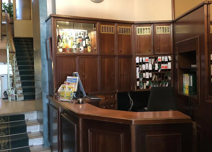 Hotel Goldene Spinne 3*