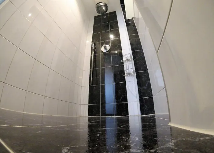 Hotel Goldene Spinne 3*