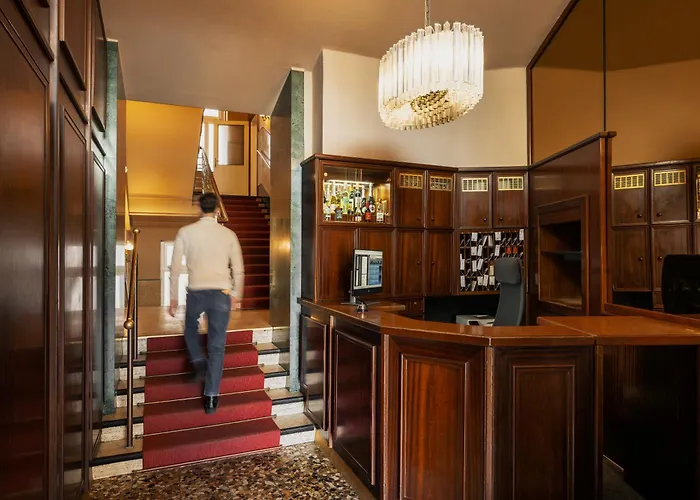 Hotel Goldene Spinne 3*